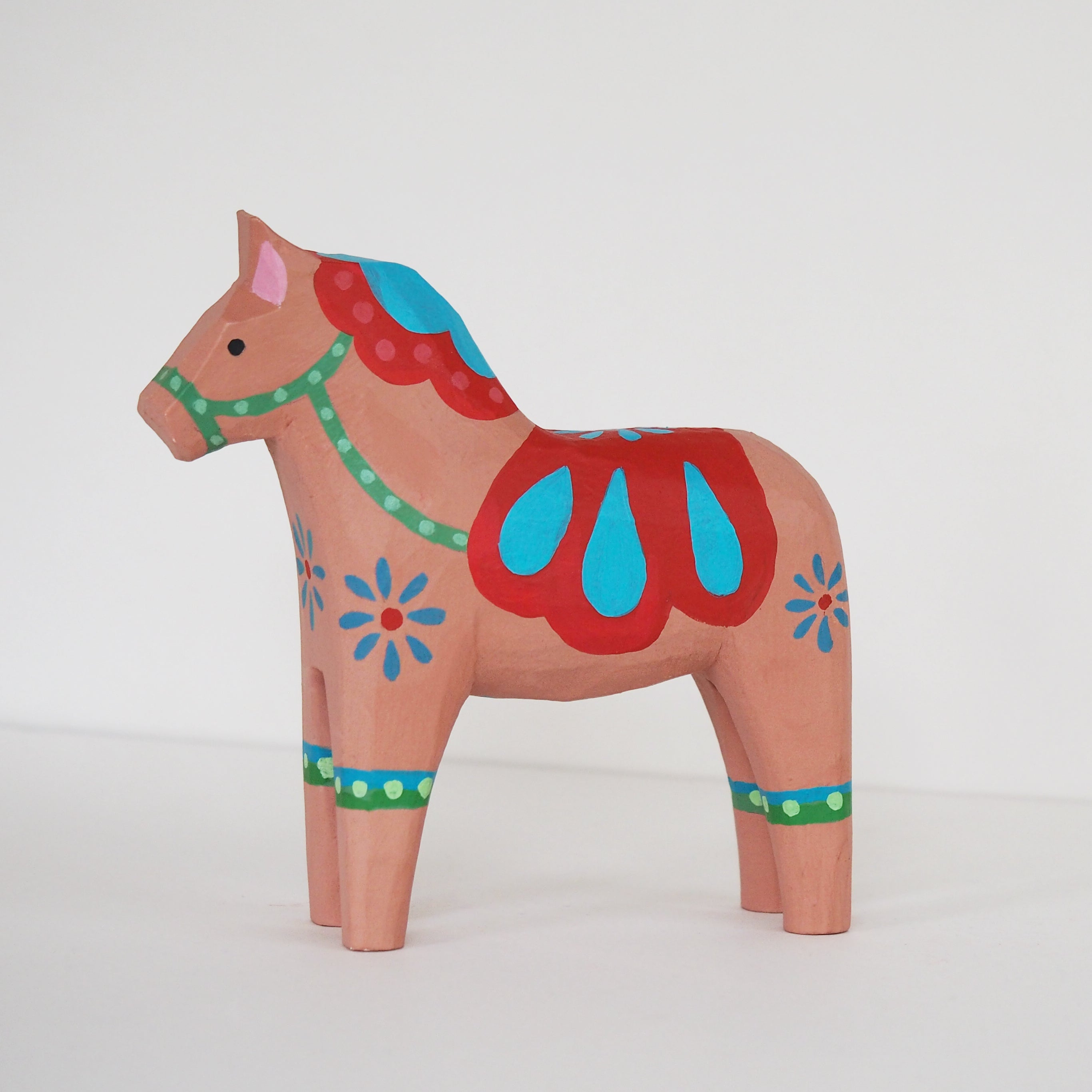 Klara Dala Horse by Mary Kilvert